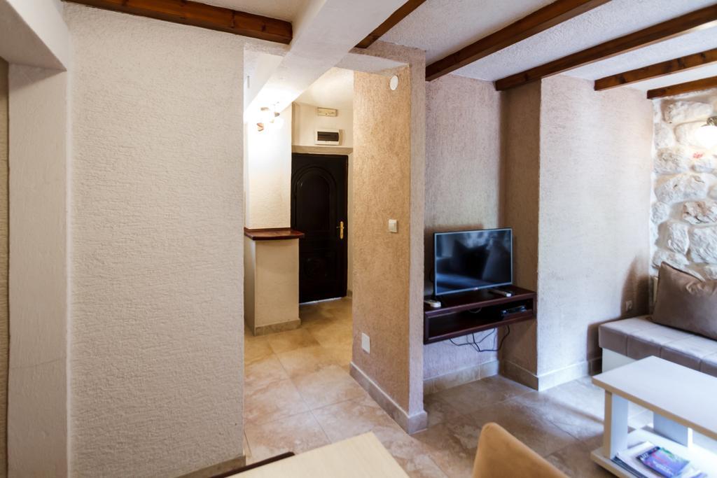 Hill Apartments Котор Экстерьер фото
