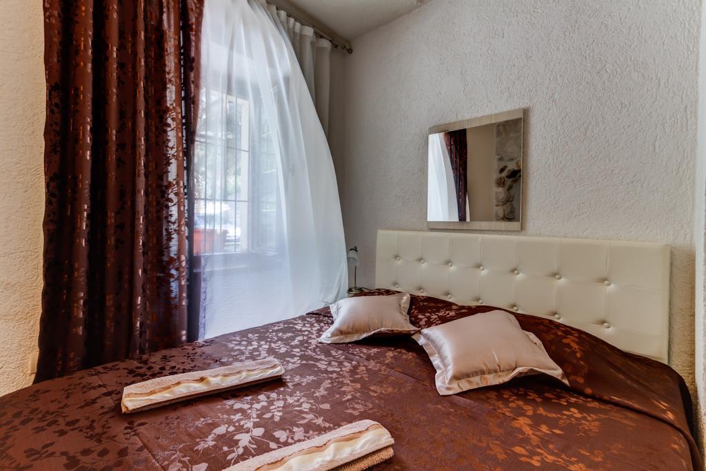 Hill Apartments Котор Экстерьер фото
