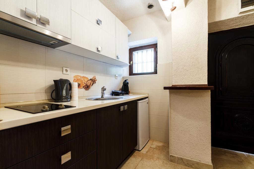 Hill Apartments Котор Экстерьер фото
