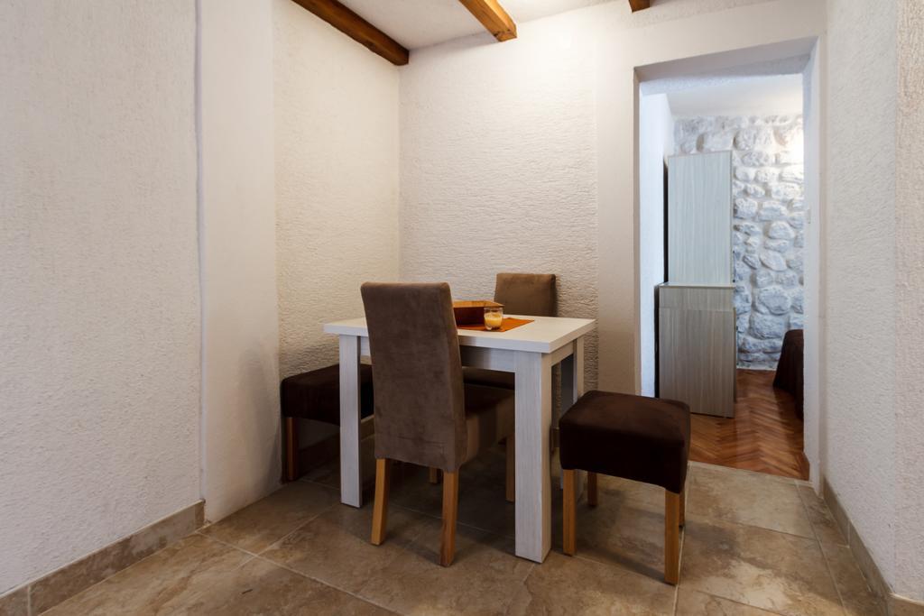Hill Apartments Котор Экстерьер фото