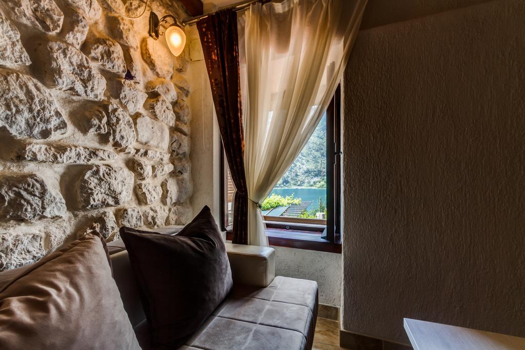 Hill Apartments Котор Экстерьер фото
