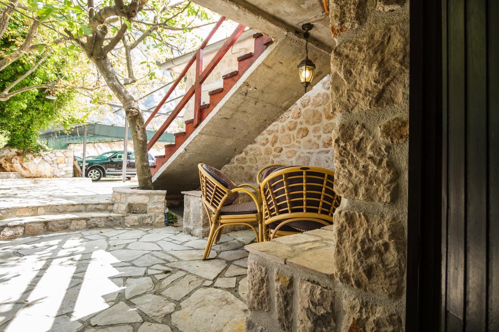 Hill Apartments Котор Экстерьер фото