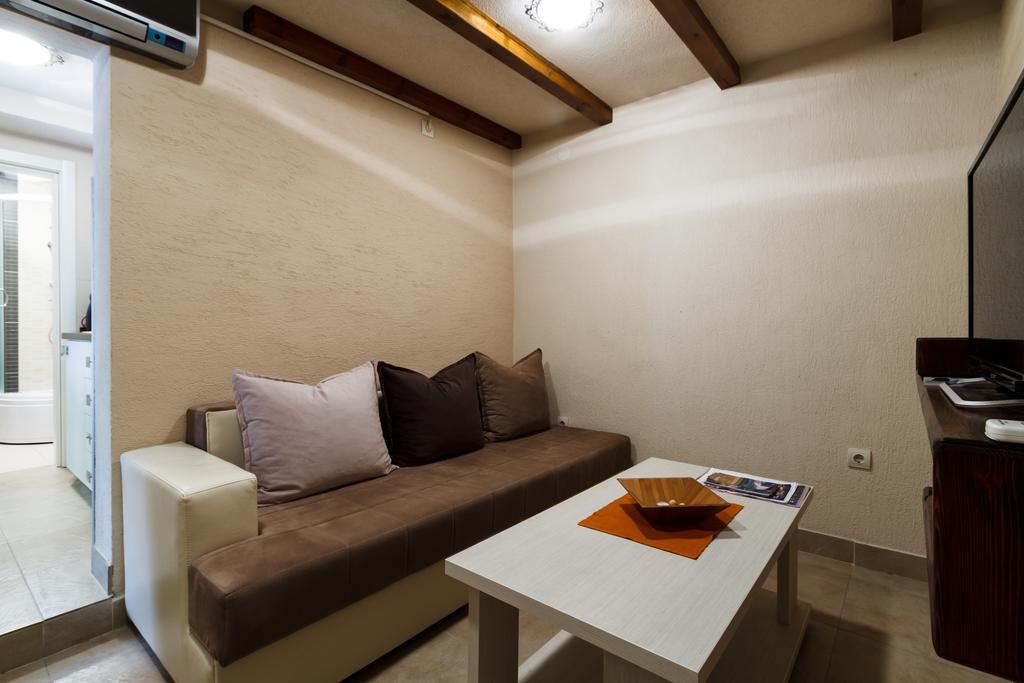 Hill Apartments Котор Экстерьер фото