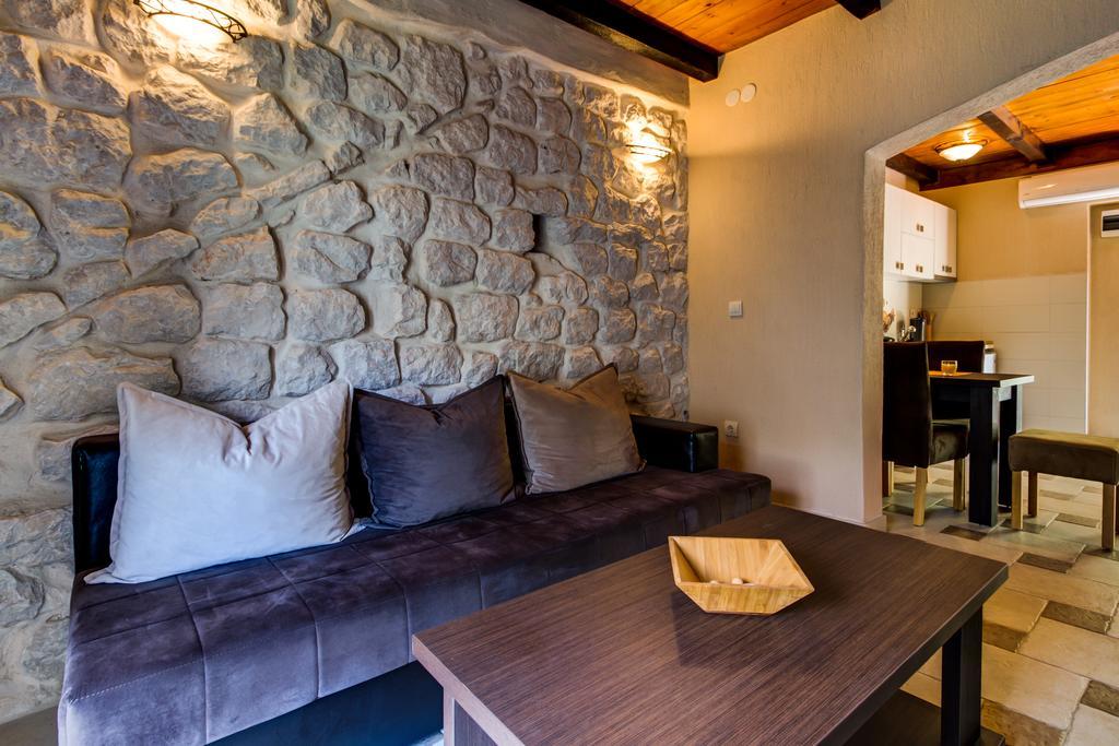 Hill Apartments Котор Экстерьер фото