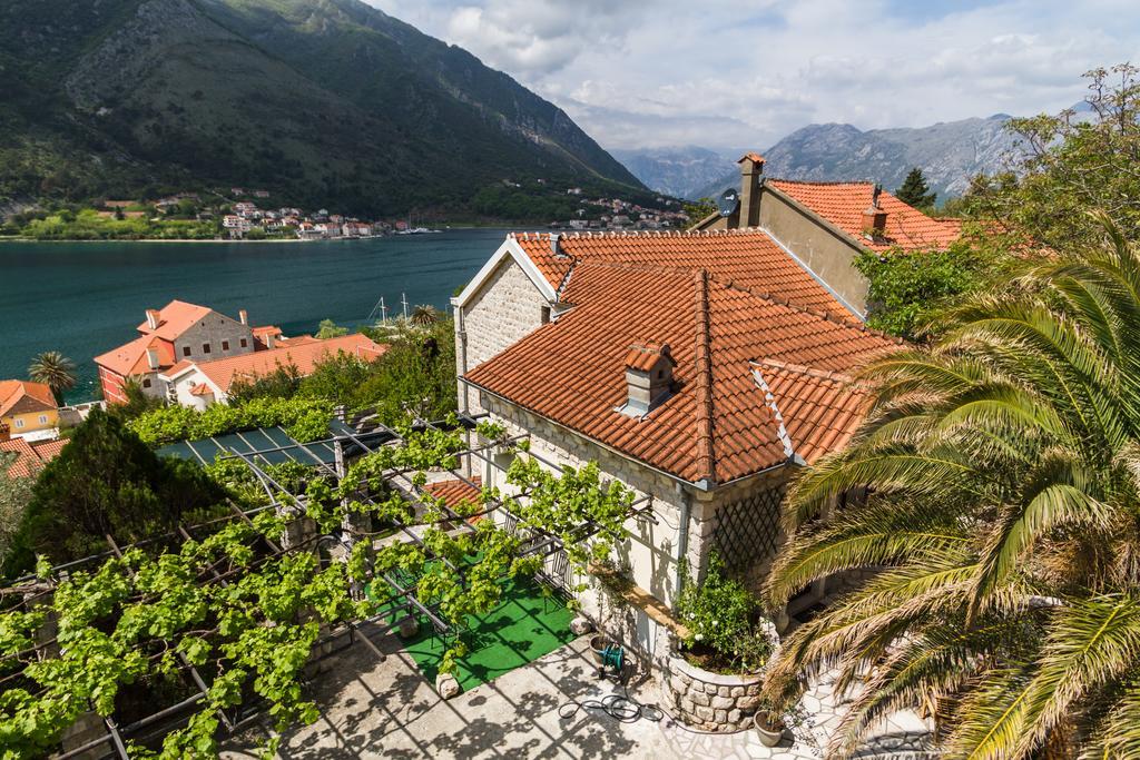 Hill Apartments Котор Экстерьер фото
